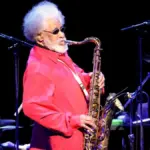 Sonny Rollins: the giant of jazz who retired to play on a bridge