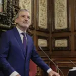 Why is there less political noise in Barcelona?