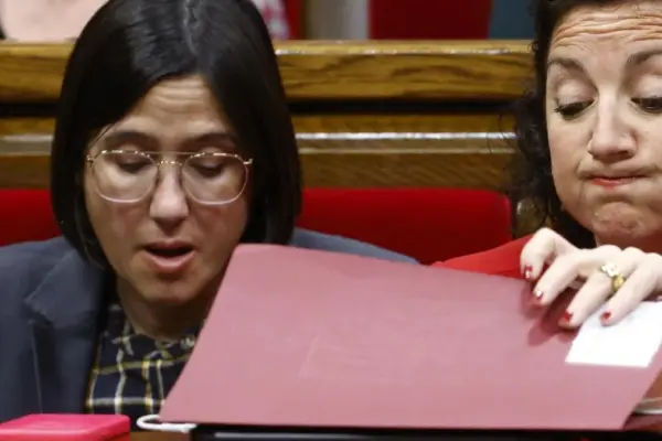 The Government admits the infiltration of mossos in a teachers' assembly