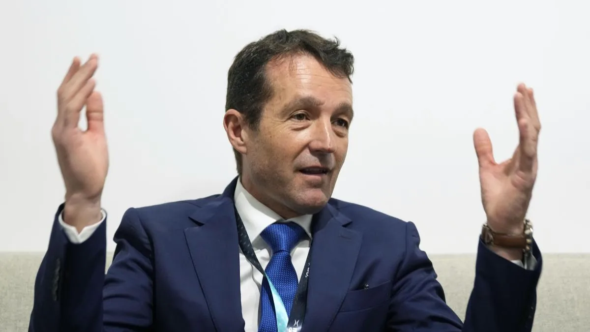 The Escribano family sells their 14% in Indra and withdraws from the company's board