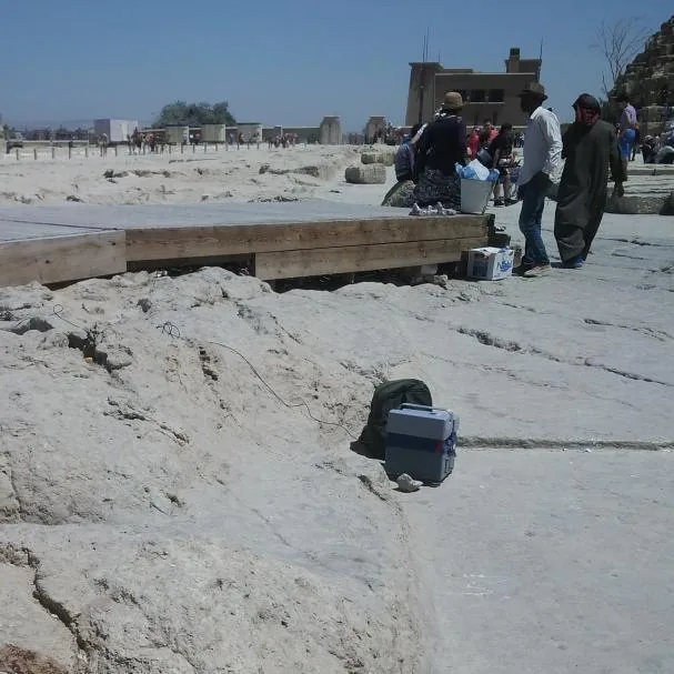 Vibrations in the ground around the pyramid have a lower frequency than inside