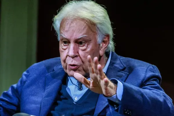 Felipe González: “There should be elections this year”