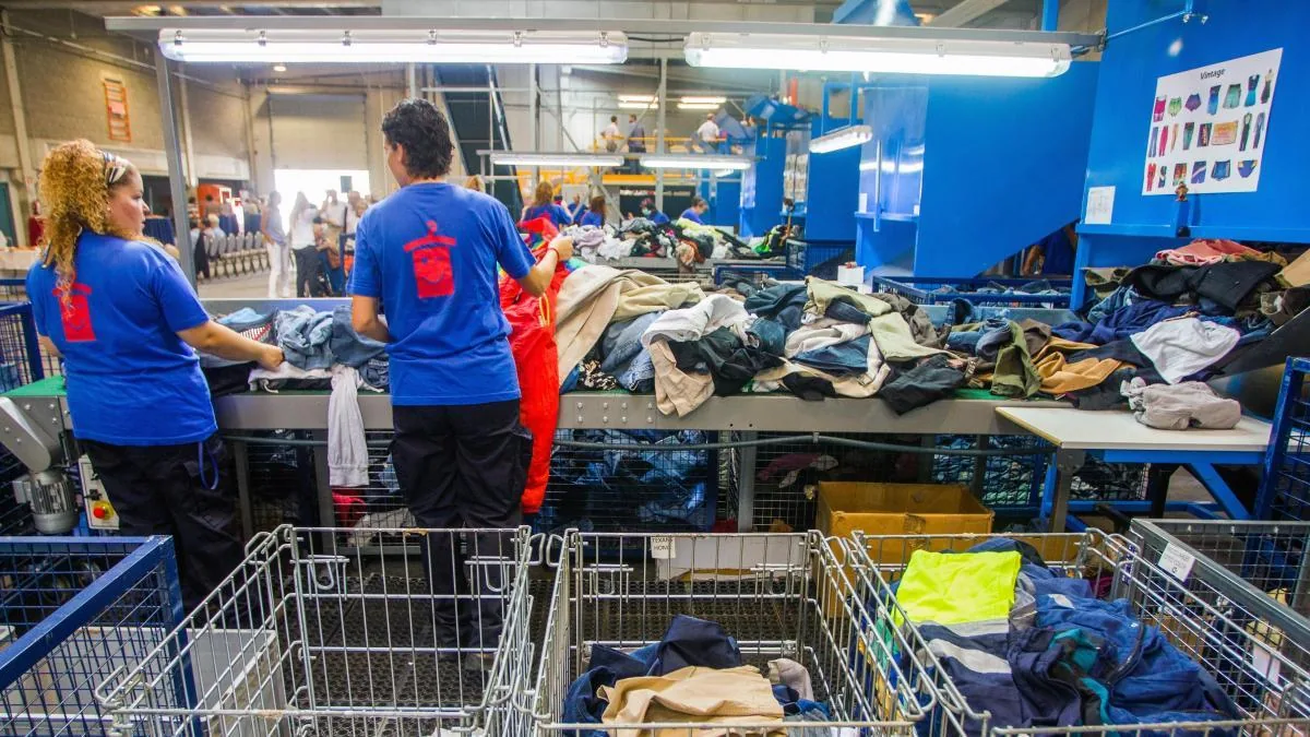 Ultrafast fashion saturates the third world and blocks the export of used clothing