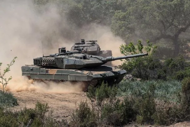 A Leopard 2 tank