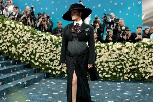 Bezos yes, Mamdani no Who cares about the Met Gala?