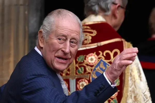 An English local radio station mistakenly announces the death of King Charles III