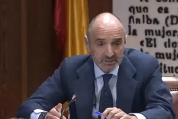 The UDEF found €286,070 in bags, a radiator, and other hiding places in Zapatero's friend's house