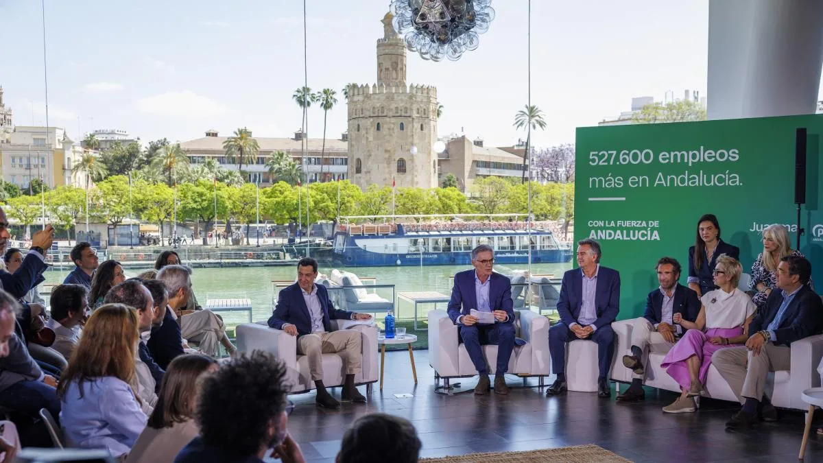 Moreno, with the businessmen, advocates for reducing unemployment