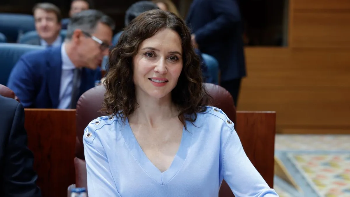 The opposition mocks the risk Ayuso faced in Mexico: “Were they killing her with tequilas?”