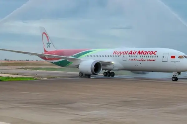 The Moroccan state airline suspends flights to Barcelona due to the fuel crisis