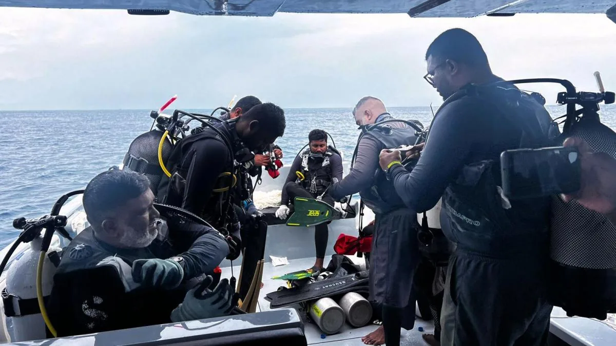 Military diver dies in search of four missing Italian tourists in the Maldives