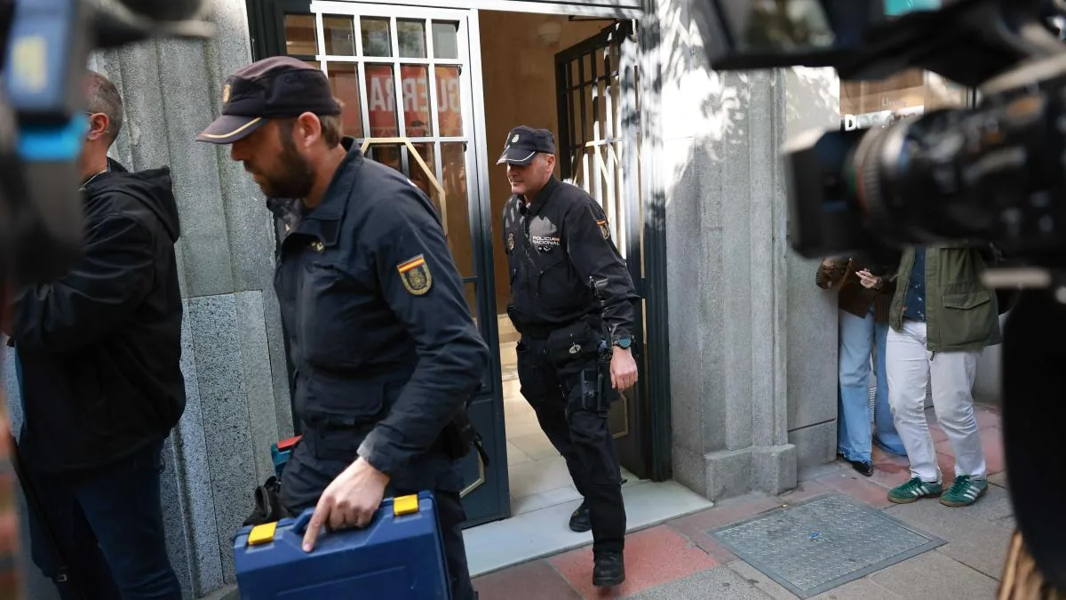 The eight instrumental companies in the Zapatero case have one employee and losses of 463,000 euros in one year