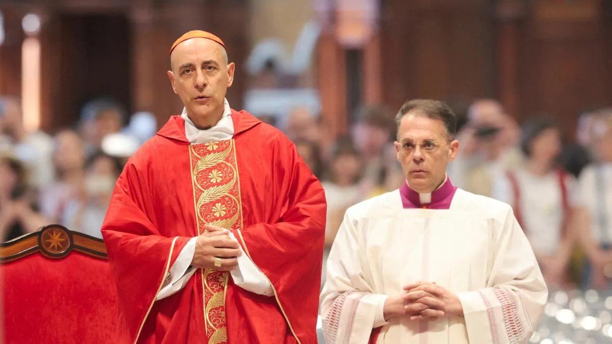 The Vatican threatens schism to the Lefebvrians if they ordain bishops