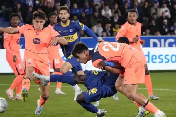 From the hallway to the hangover: Barça falls in Vitoria against a desperate Alavés