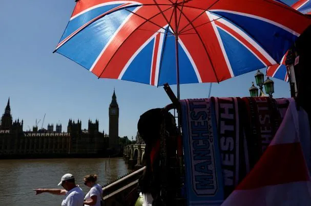 The United Kingdom broke its record on Monday for the highest temperature recorded in May