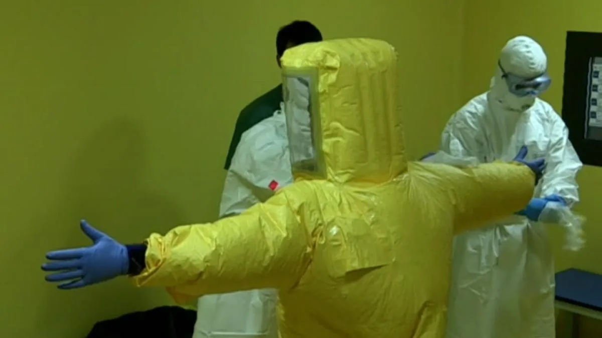 A flight from Santa Elena becomes the possible escape point of the virus