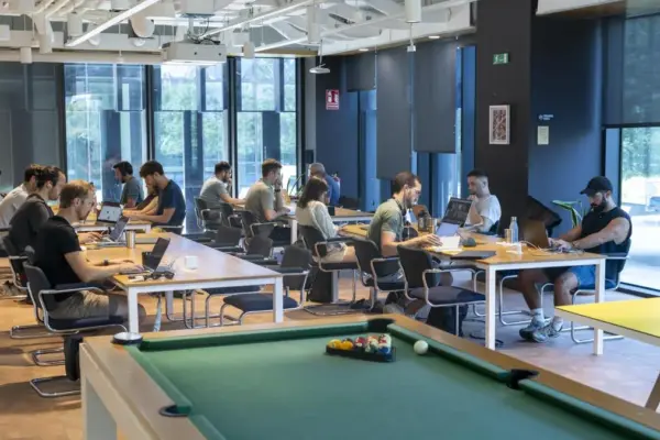 AI has already destroyed a quarter of the junior job supply in the digital sector in two years