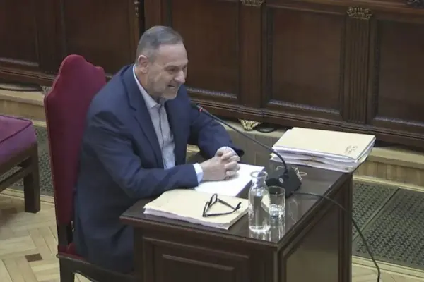 Ábalos focuses his defense on the fact that the money does not appear: "If I had it, it would have already surfaced"