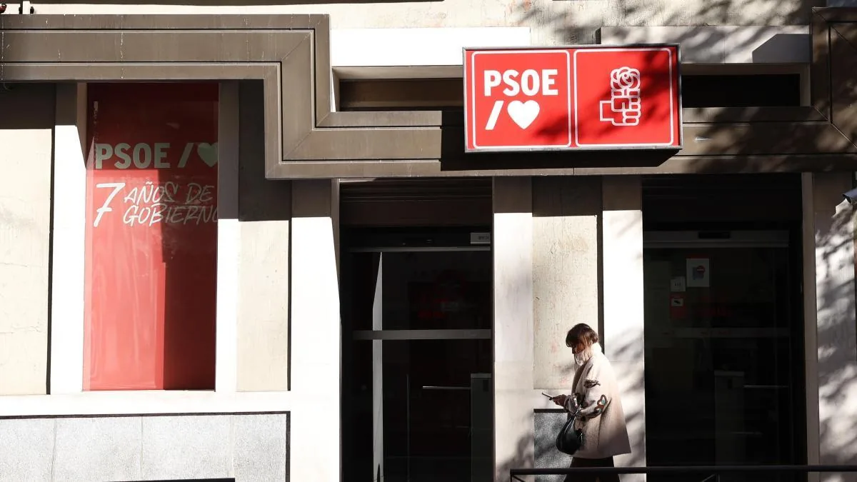 The UCO goes to the PSOE headquarters to request information about the Leire Díez case