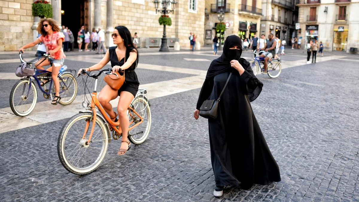 Vox's worries about the burka