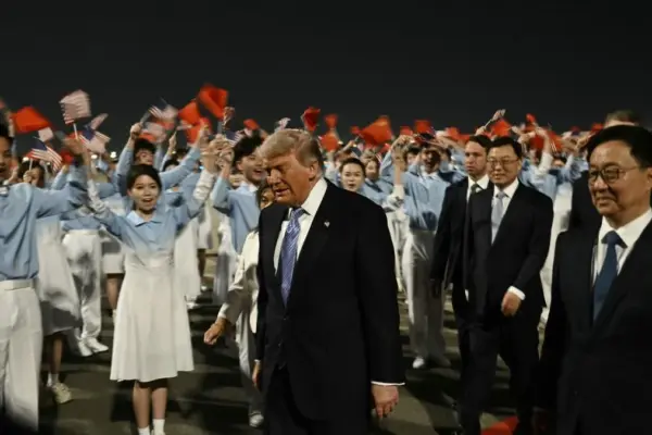 Xi Jinping takes Trump to the sacred belly button of Beijing