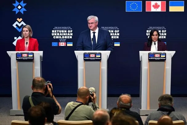 The EU High Representative for Foreign Affairs, Kaja Kallas, the Ukrainian Foreign Minister, Andrii Sybiha, and her Canadian counterpart, Anita Anand, on Monday in Brussels