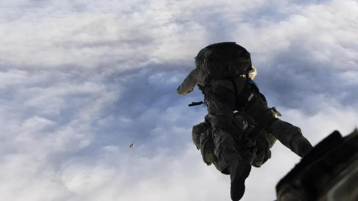 UK mission with paratroopers and doctors to treat a passenger from the 'Hondius'