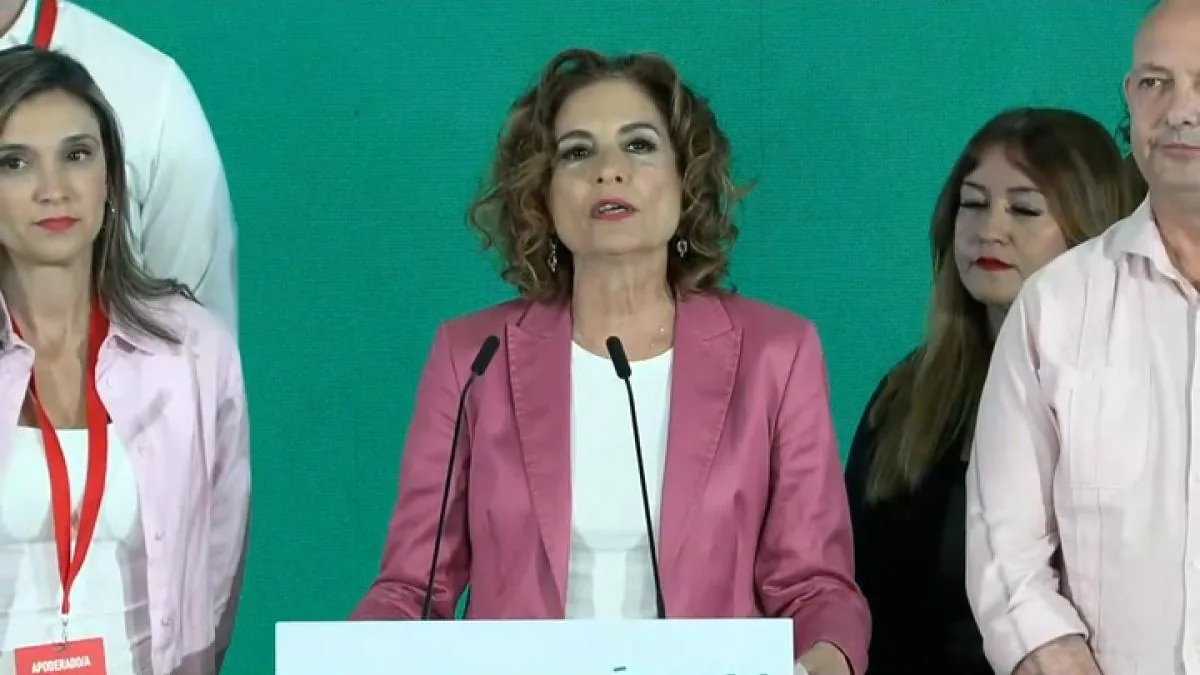 Montero will resign her seat in Congress and will lead the opposition in Andalusia
