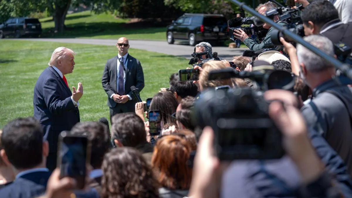 Trump rejects Iran's new proposal and threatens again to destroy the country