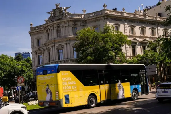 Unprecedented logistics during the Pope's visit to Madrid: 4,000 municipal police officers, 1,000 health personnel, and 2,400 volunteers