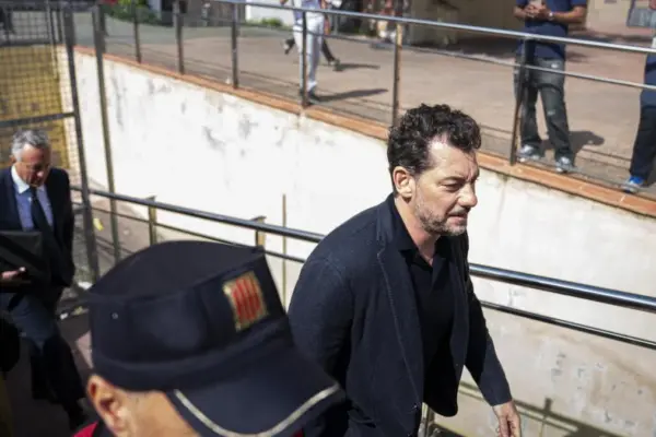 The judge in the Andic case investigates whether the family therapist influenced the death of the businessman