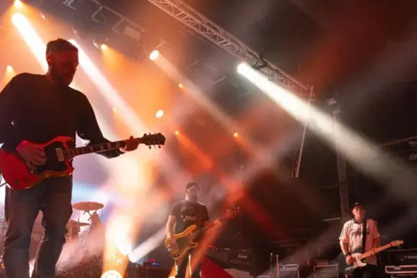 Mogwai celebrate 30 years of brutal sound five streets away from debutante Cara Delevingne