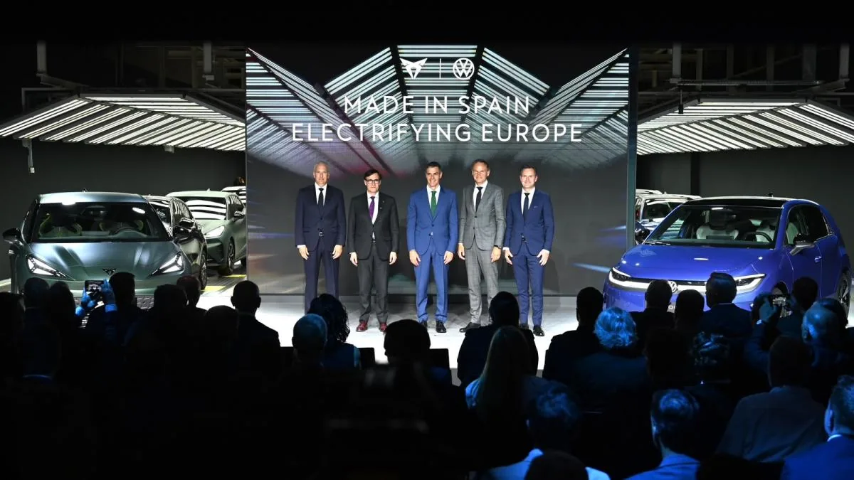 Seat opens a new era with the start of electric production in Martorell