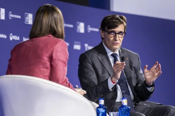 Dialogue between Salvador Illa, president of the Generalitat of Catalonia, and Teresa Garcia-Milà, president of the Cercle d’Economia