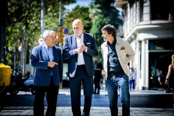  Marius Carol, Lluis Foix and Joanjo Pallas (former directors of La Vanguardia, and chief sports editor, respectively).