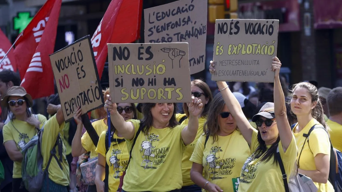 New teachers' strike on June 9, coinciding with the Pope's visit to Barcelona