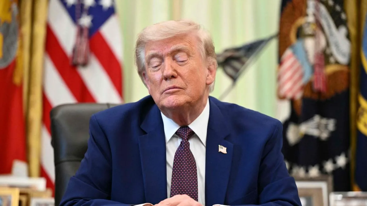 Republican dissent in Congress grows and vexes Trump on Ukraine, Iran, and his ballroom