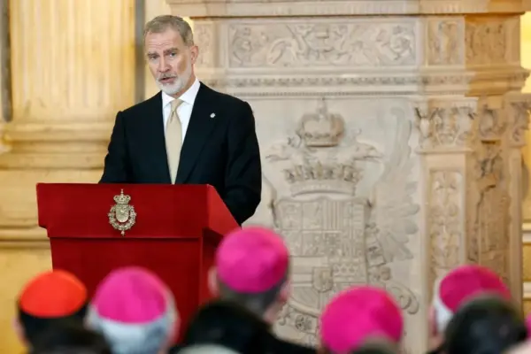 The King remembers the social work of the Church without forgetting “the pain caused by the abuses”