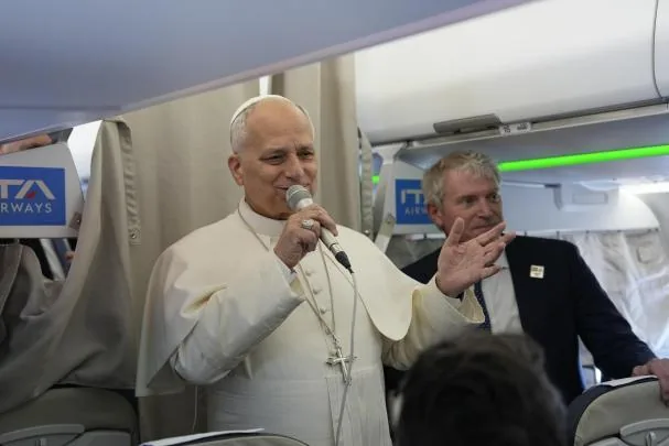 The Pope on the plane that took him to Madrid
