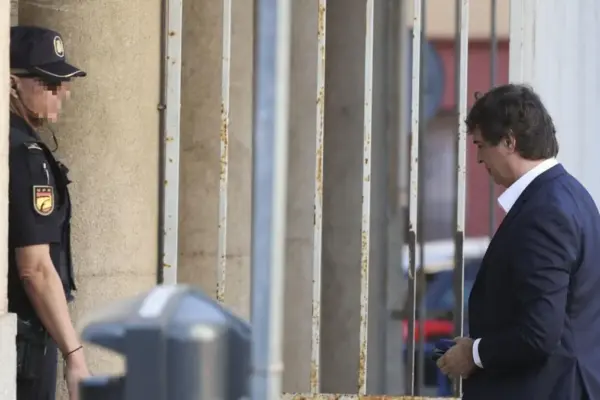 The first witnesses deflate the accusations against David Sánchez