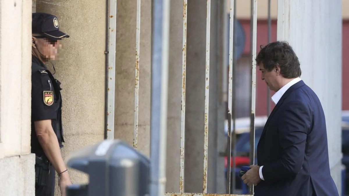 The first witnesses deflate the accusations against David Sánchez