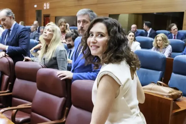 Ayuso backtracks and assures that she will pay all ALS patients