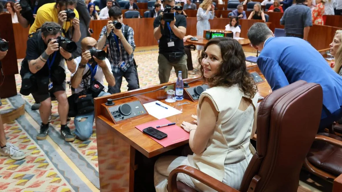 Ayuso breaks the national script of the PP by accusing Vox of using arguments with "racist overtones"