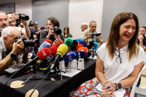 Anti-Corruption requests the meetings of Leire Díez at the State Attorney General's Office