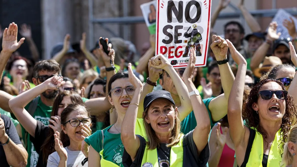 All open fronts in the indefinite strike of Valencian public education