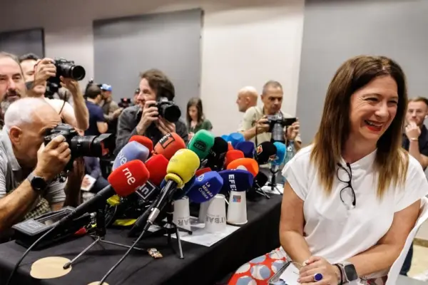 The director of the Civil Guard met three times with Leire Díez