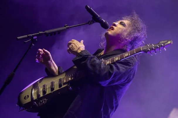 Robert Smith will return at the head of The Cure to present their new album