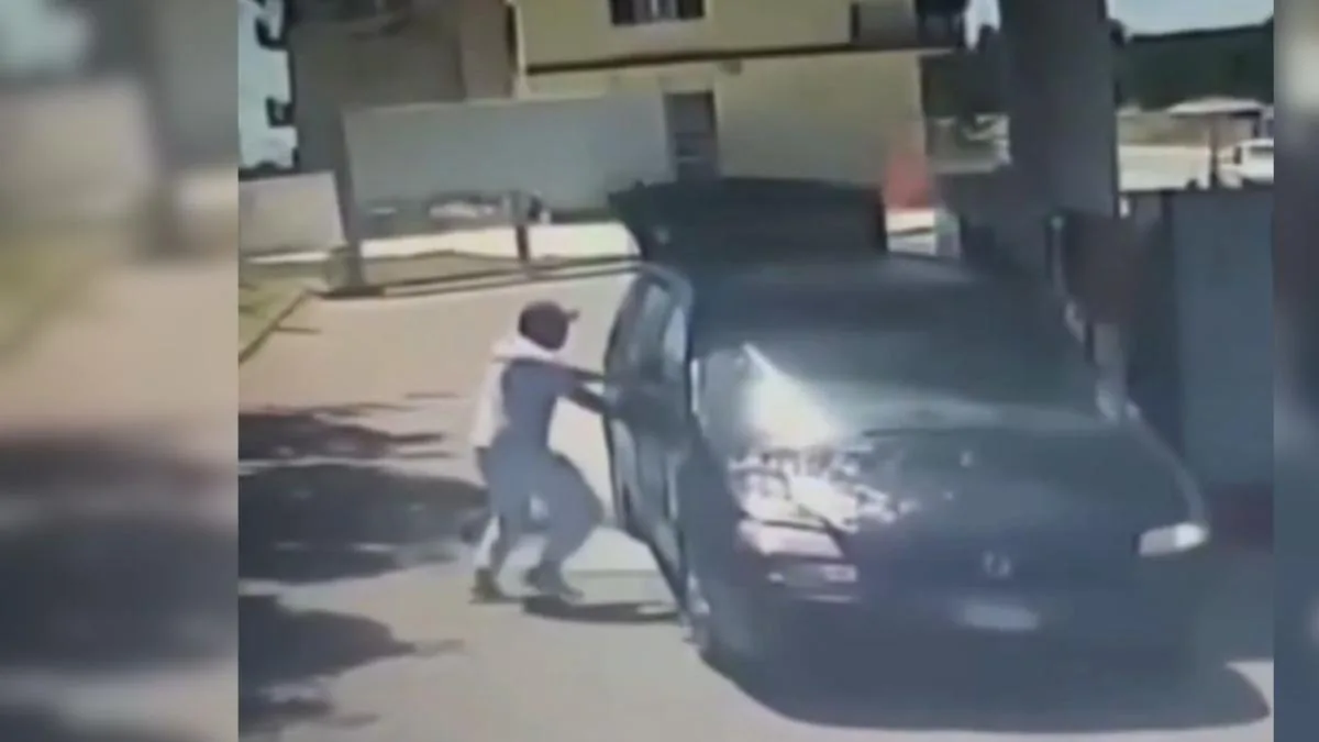 Two arrested for burning alive four day laborers inside a car in southern Italy