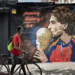TVboy replaces Messi's mural in Joanic with another of Ferran Torres kissing the World Cup