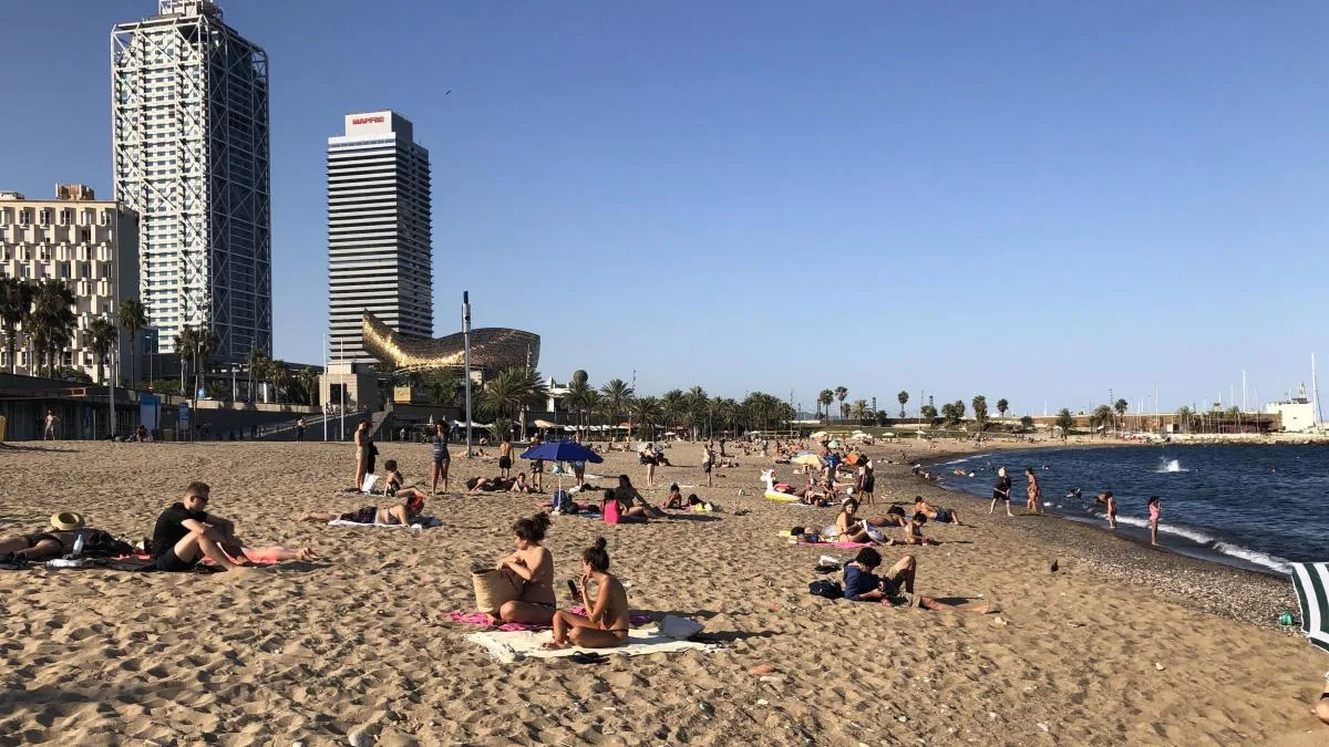Man stabbed to death in Barceloneta after violating a restraining order